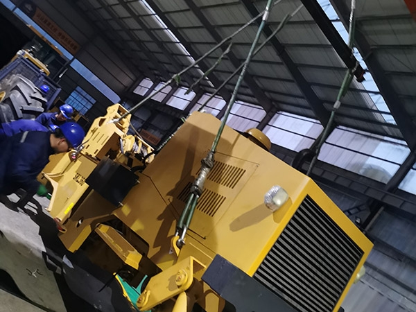 怎么来操作集材机